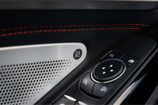 Ford Explorer (2024) thumbnail 22