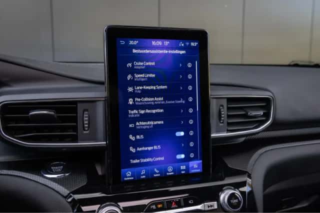 Ford Explorer (2024) thumbnail 39