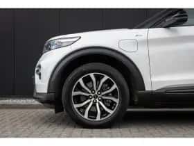 Ford Explorer (2024) thumbnail 5