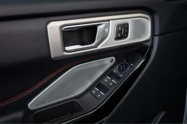 Ford Explorer (2024) thumbnail 46