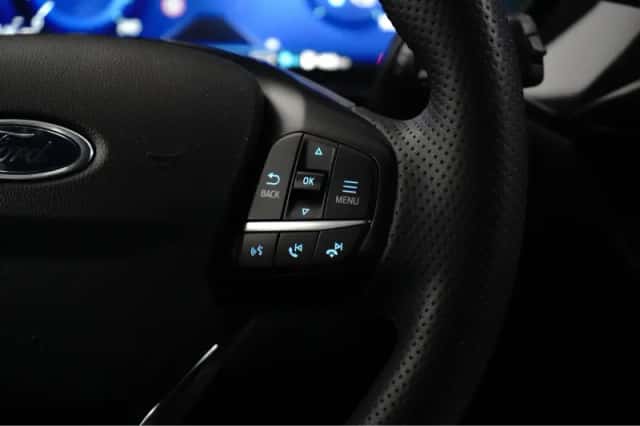 Ford Kuga (2023) thumbnail 14