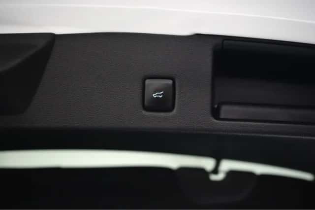Ford Kuga (2023) thumbnail 27