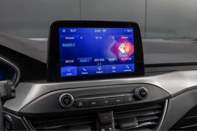 Ford Focus (2022) thumbnail 13