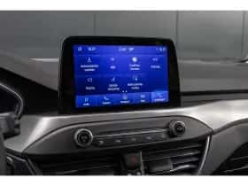 Ford Focus (2022) thumbnail 17