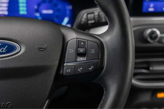 Ford Focus (2022) thumbnail 21
