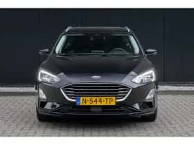 Ford Focus (2022) thumbnail 4