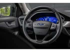 Ford Focus (2022) thumbnail 33