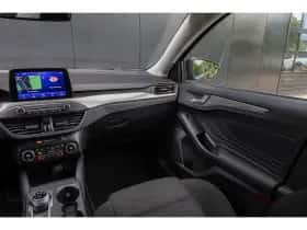 Ford Focus (2022) thumbnail 34