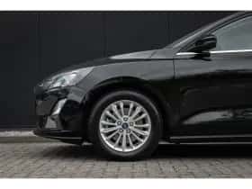 Ford Focus (2022) thumbnail 38
