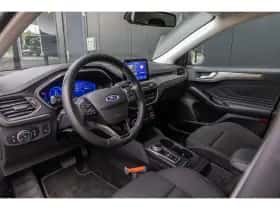 Ford Focus (2022) thumbnail 9