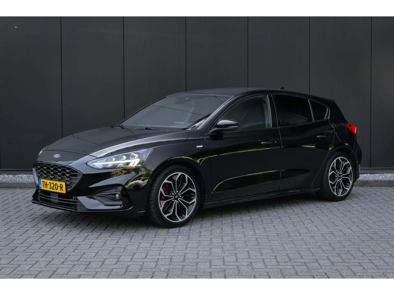 Ford Focus (2018) — foto 1