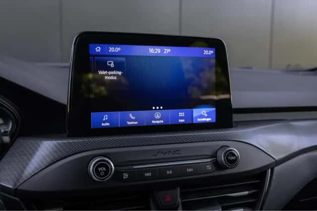 Ford Focus (2018) thumbnail 15