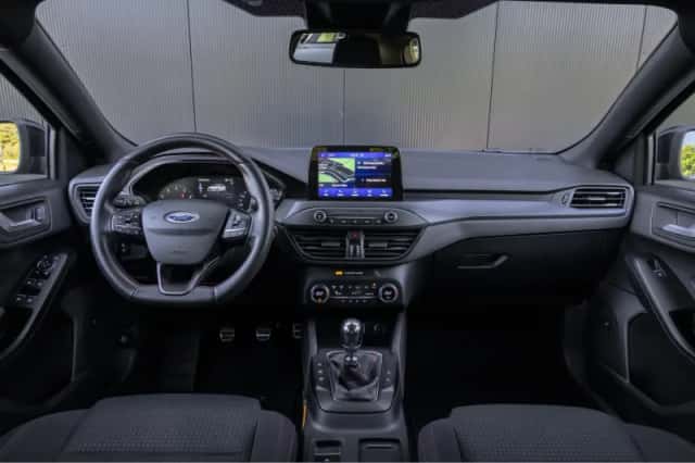 Ford Focus (2018) thumbnail 3