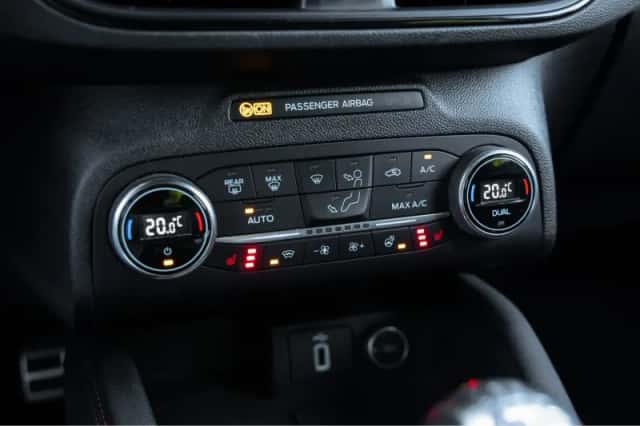 Ford Focus (2018) thumbnail 31