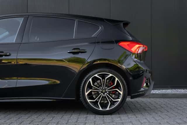 Ford Focus (2018) thumbnail 37