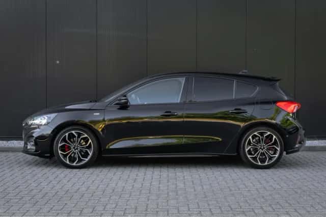 Ford Focus (2018) thumbnail 5