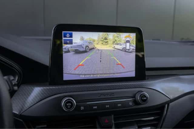 Ford Focus (2018) thumbnail 10