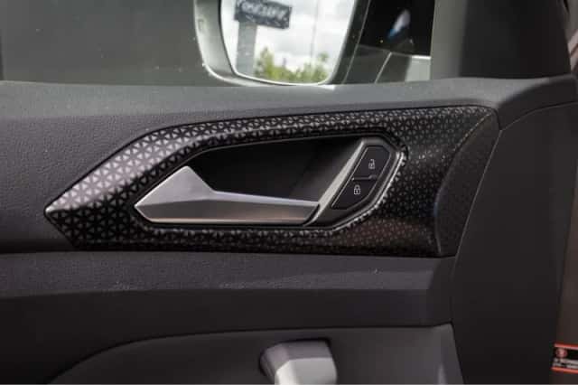 Volkswagen T-Cross (2021) thumbnail 34
