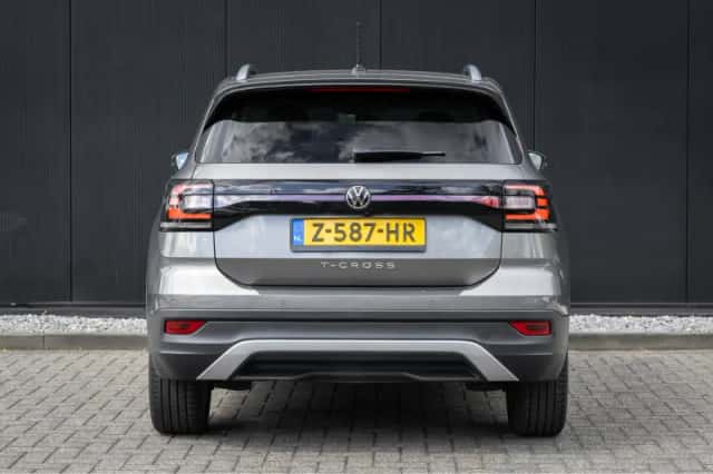 Volkswagen T-Cross (2021) thumbnail 5
