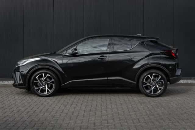 Toyota C-HR (2021) thumbnail 12