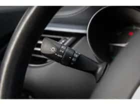 Toyota C-HR (2021) thumbnail 33