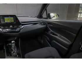 Toyota C-HR (2021) thumbnail 37