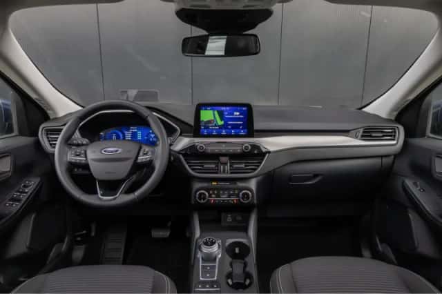 Ford Kuga (2023) thumbnail 11