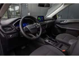Ford Kuga (2023) thumbnail 13