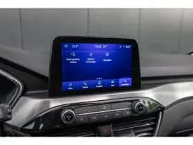 Ford Kuga (2023) thumbnail 23