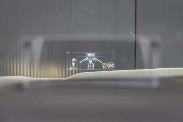 Ford Kuga (2023) thumbnail 30