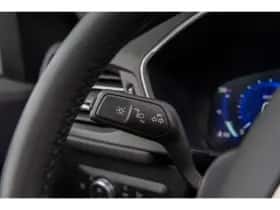 Ford Kuga (2023) thumbnail 35