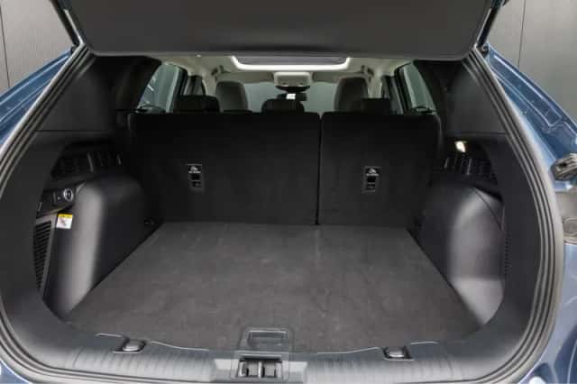 Ford Kuga (2023) thumbnail 43
