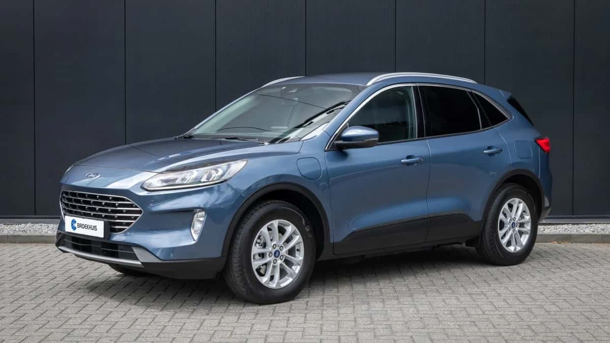 Ford Kuga (2023) — foto 1