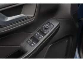 Ford Kuga (2023) thumbnail 29