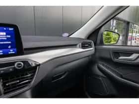 Ford Kuga (2023) thumbnail 37