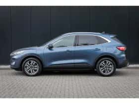 Ford Kuga (2020) thumbnail 4