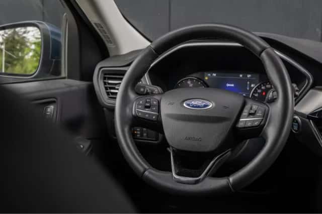 Ford Kuga (2020) thumbnail 37