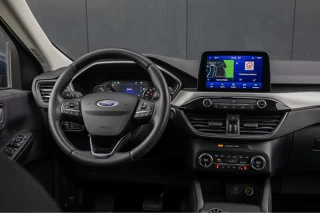 Ford Kuga (2020) thumbnail 38