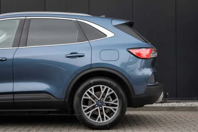 Ford Kuga (2020) thumbnail 48