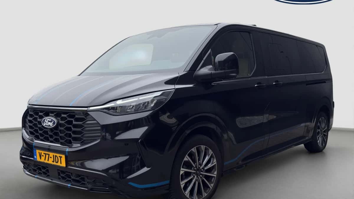Ford Transit Custom (2024) — foto 1
