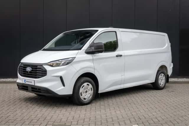 Ford Transit Custom (2024) thumbnail 1