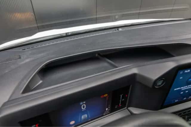 Ford Transit Custom (2024) thumbnail 31