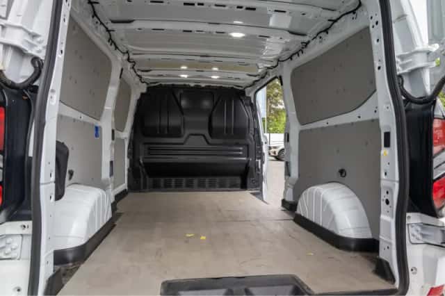 Ford Transit Custom (2024) thumbnail 6