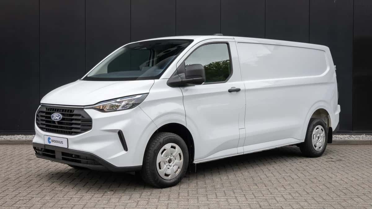 Ford Transit Custom (2024) — foto 1