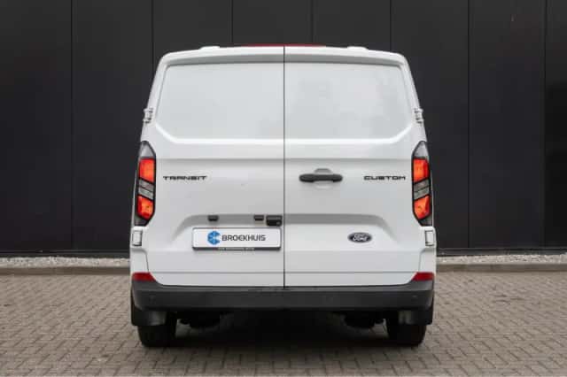 Ford Transit Custom (2024) thumbnail 5