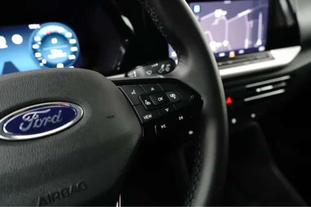 Ford Transit Connect (2024) thumbnail 13