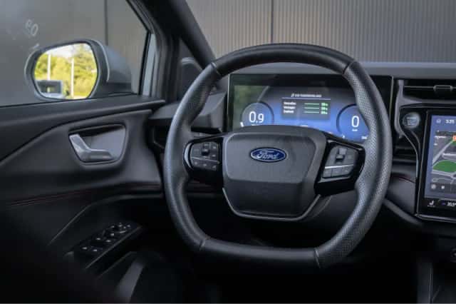 Ford Puma (2025) thumbnail 5