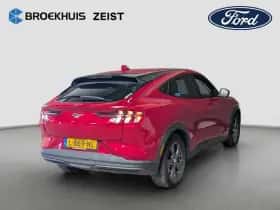 Ford Mustang Mach-E (2021) thumbnail 4