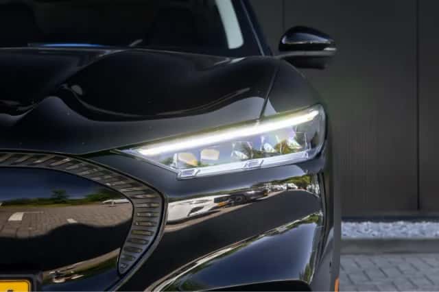 Ford Mustang Mach-E (2021) thumbnail 39