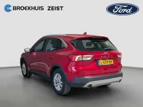 Ford Kuga (2021) thumbnail 2